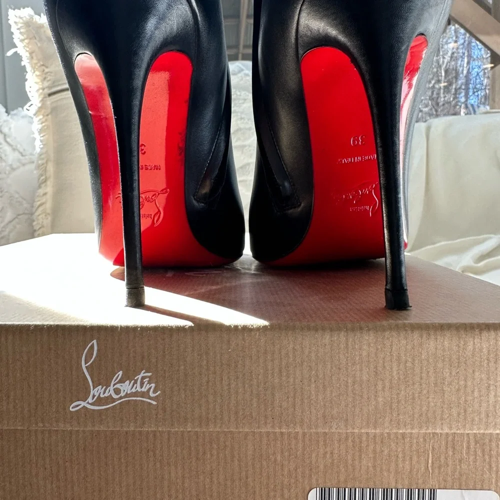 Christian Louboutin Shoes | Christian Louboutin Bellissma 100mm - Picture 2 of 8